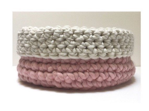 Cat Basket~Pet Bed~Blush~Handmade~Wool~Crochet~Dog~Furniture