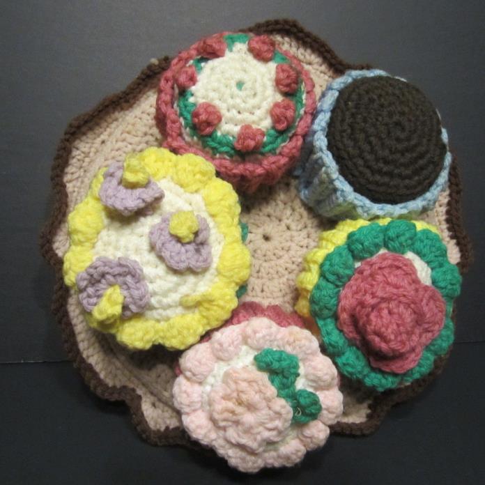 Handcrafted Crocheted PLATE OF CUPCAKES * Wall Decoration Bakery Whimsical Cute