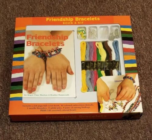 Friendship Bracelets Book & Kit by Mud Puddle Books Inc.
