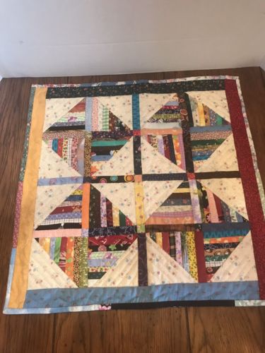BEAUTIFUL QUILTED DOLL QUILT, TABLE TOPPER OR WALL HANGING