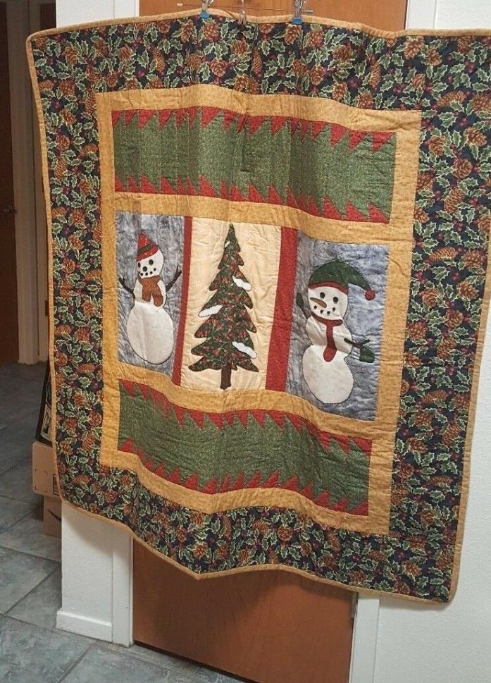 Amish Christmas Tree Snowman Lap Quilt Pine Cone Ivy Background 48 x 96 in