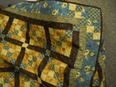 SUNFLOWER QUILT NEW MACHINE QUILTED, CUSTOM DESIGN GOLD, BLUES & BROWNS 70 X 71