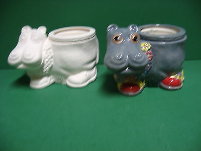 CUTE HIPPO  MINI  VIOLET  POT  CERAMIC  BISQUE  MADE IN USA  AWESOME...V3