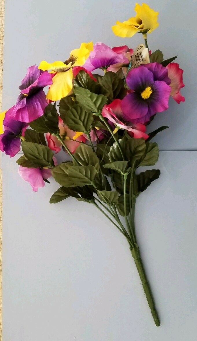 Create a Craft Silk Flower Bunch of Multicolored Pansies - NWT - 10 Stems - 16