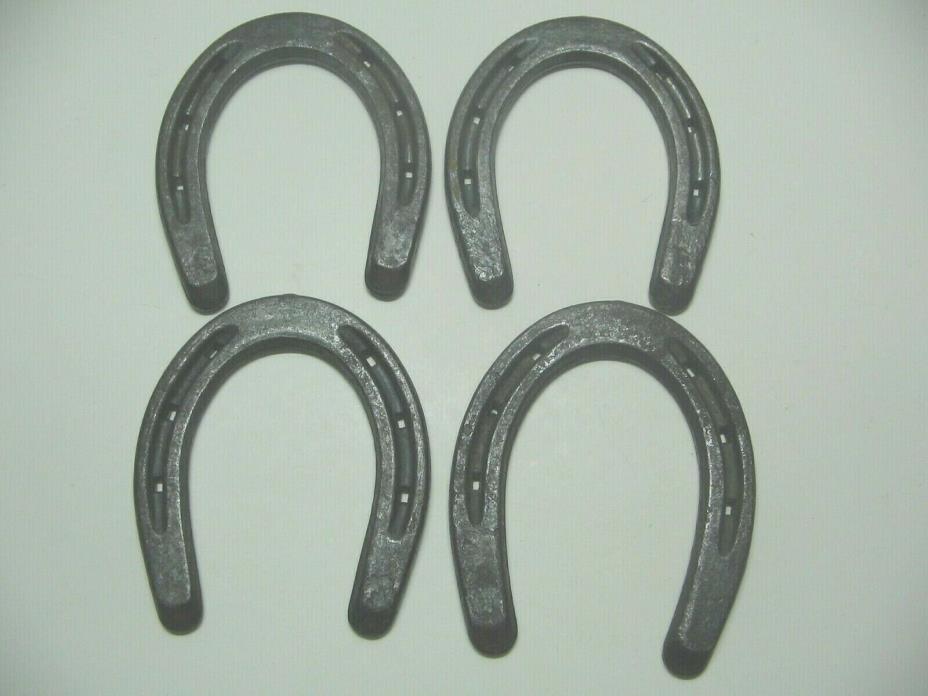 4 Steel horseshoes pony made by Diamond - Hot forged pony 3 @ # 0 and 1 @ # 1