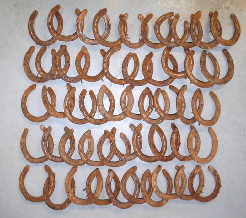 50 USED HORSE SHOES NO CLIPS SIZES SHAPES CRAFT METAL ART STEAM WELDING,NAILS (D