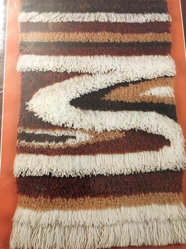 Vintage Sultana Latch Hook Kit ABSTRACT Rug or Wall Hanging 18”X 24”NIP Sealed