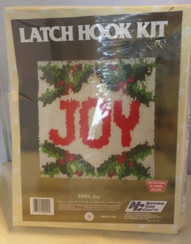 VINTAGE Latch Hook Kit Christmas 