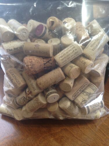 Bag Of 125 Wine Corks Various Styles & Wines & Ages, corks and synthetics