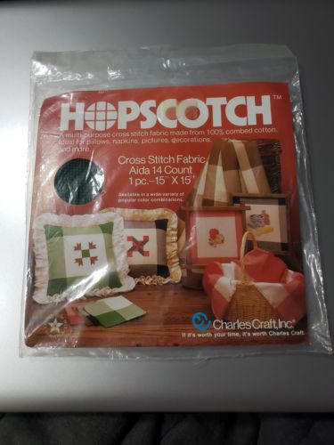 Hopscotch Green / White Cross Stitch Fabric Aida 14 Count 15