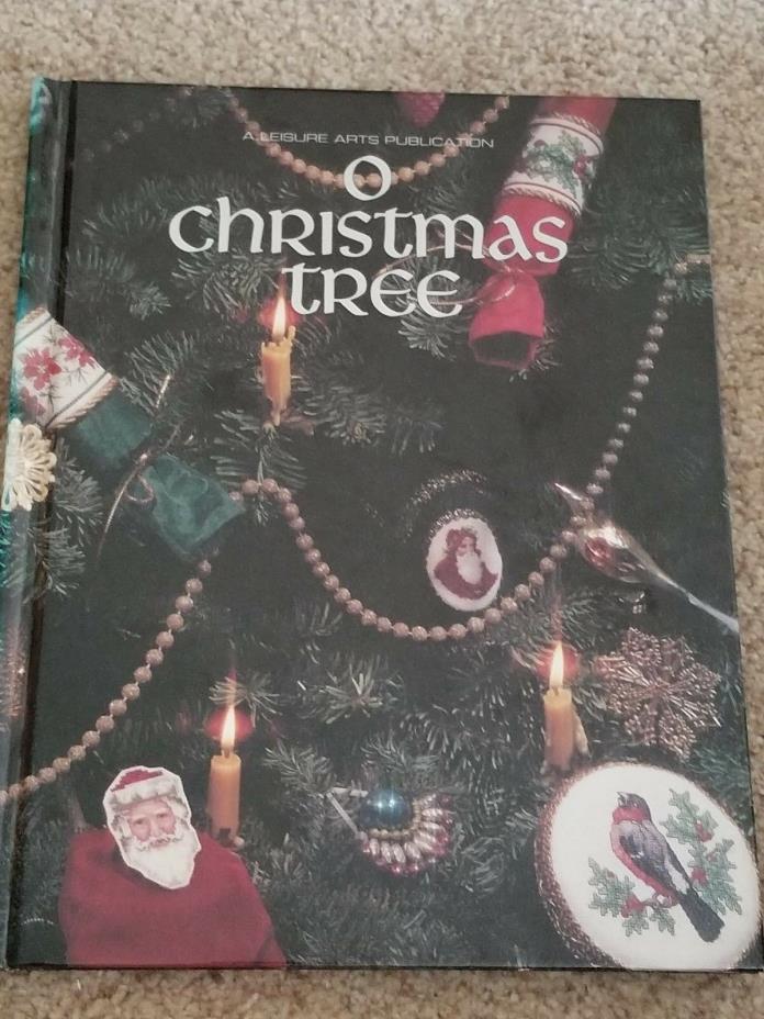 Leisure Arts Christmas to Remember Cross Pattern Book O Christmas Tree