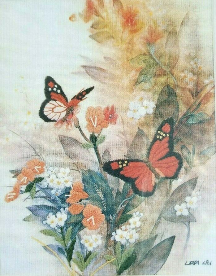 Simplicity Crewel Embroidery Kit Butterflies and Blossoms 05005 Monarchs