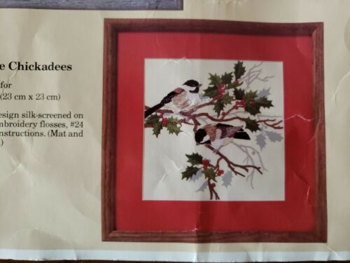 Creative Circle 2350 Holly Tree Chickadees CREWEL KIT birds floral 1990 VTG