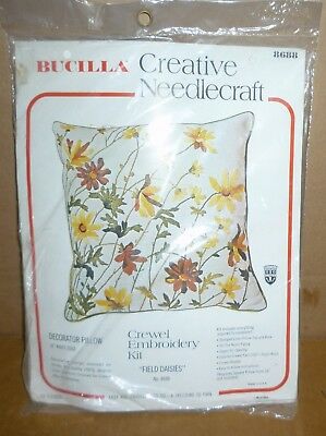 Bucilla Creative Needlepoint FIELD DAISIES Decorator Pillow Crewel Embroidery Ki