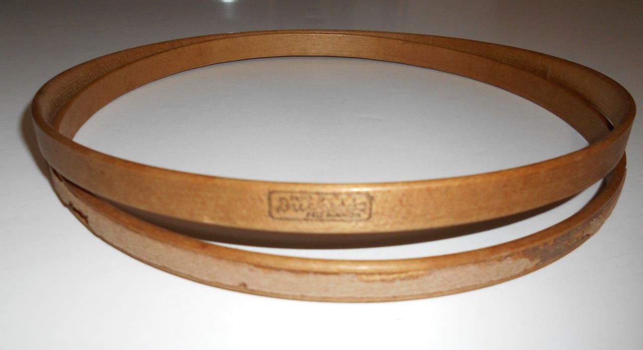 Vintage DUCHESS Wood Felt Lined Embroidery Hoop Round 8