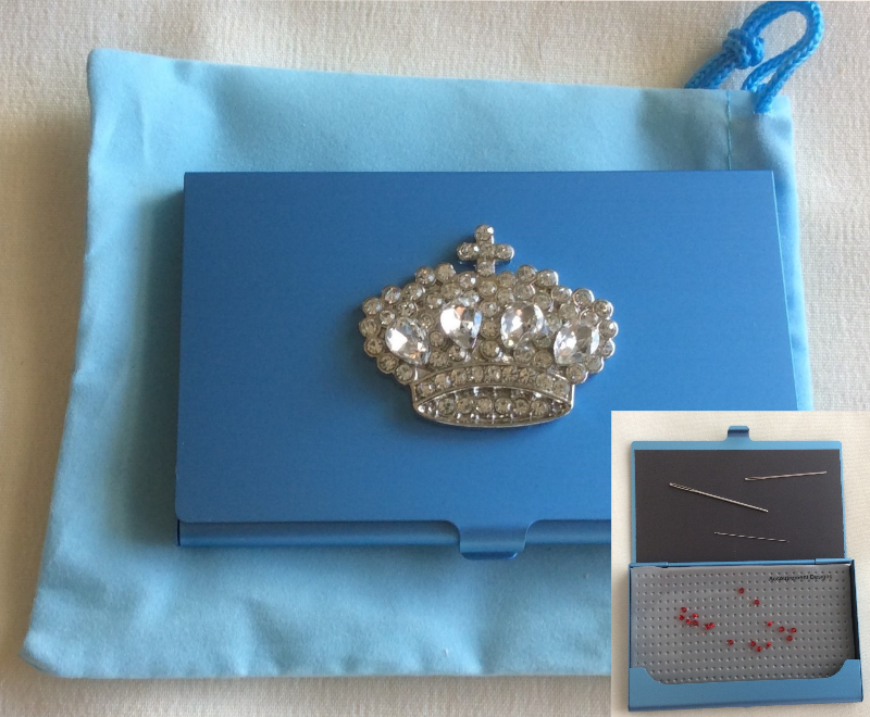 Needle Bead Scissor Case Crown Diamond Accoutrement Designs Magnet Storage