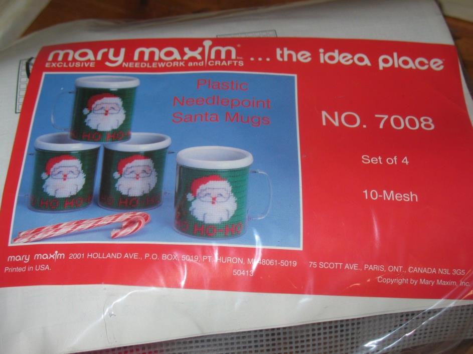 MARY MAXIM Plastic Canvas Needlepoint Craft Kit No. 7008 Set of 4 Santa Mugs NIP