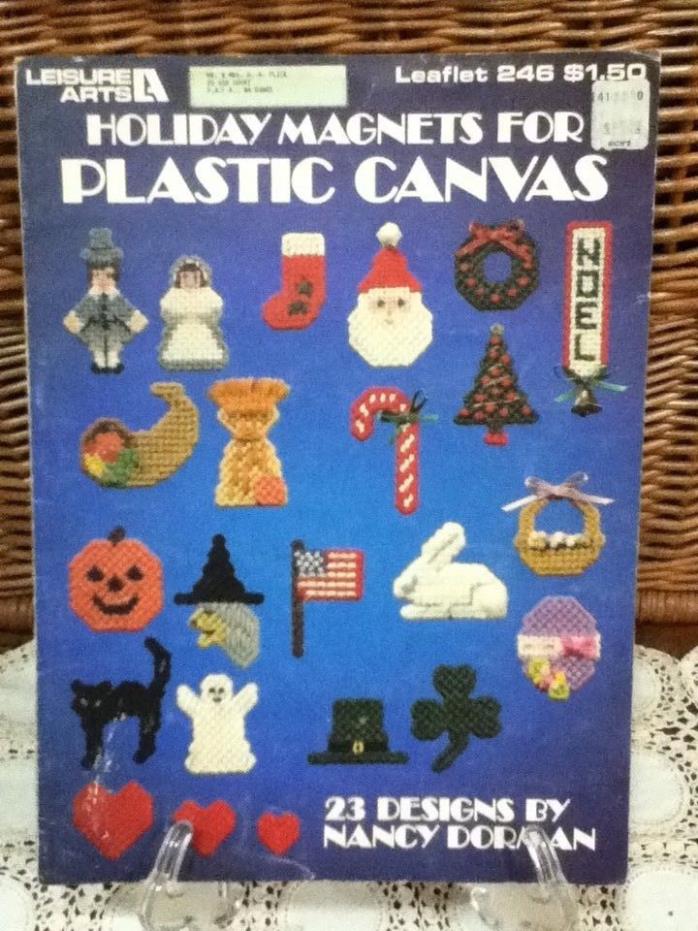 HOLIDAY MAGNETS Vintage Plastic Canvas Pattern Book Santa Christmas Nancy Dorman