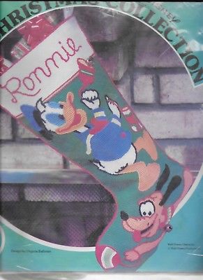 Paragon Stocking Walt Disney Donald Duck Needlepoint Kit 6321 Pluto Christmas