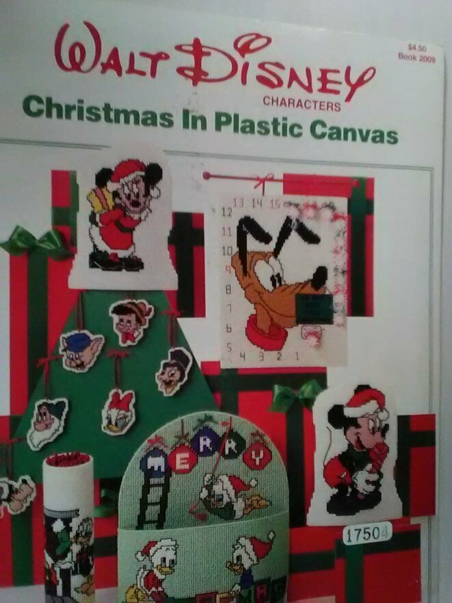 Walt Disney Christmas in Plastic Canvas Pattern Book #2009 Mickey Mouse Goofy