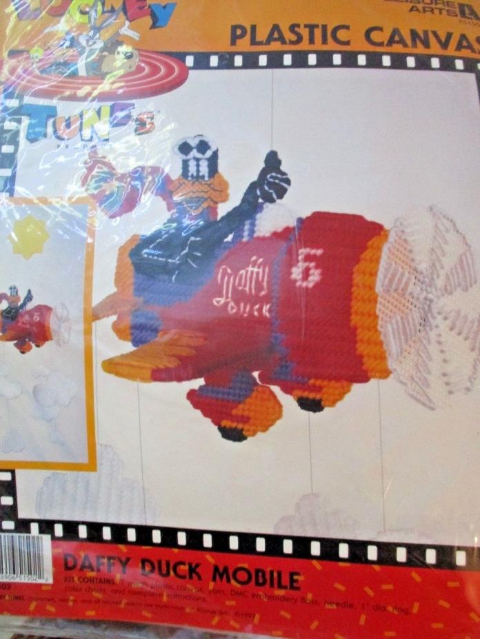 Looney Tunes Daffy Duck Mobile plastic canvas Kit FREE SHIP Leisure Arts vintage