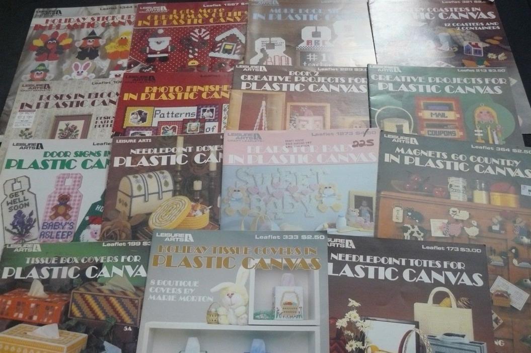 Lot of 15 Leisure Arts Plastic Canvas Pattern Books Purses Tissue Covers Holiday