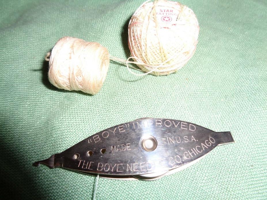 (2641) Vintage BOYE NEEDLE TATTING SHUTTLE with 2 balls of thread LEARN TO TAT!!