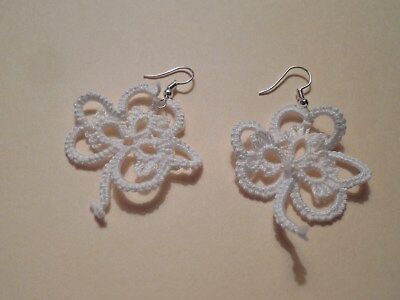TATTED Shamrock Earrings White Clovers Designed by Dove Country Tatting