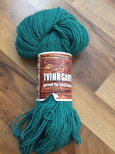 Tvinngarn Green Skien Garnet for Brukskunst 100 gram skein made in Norway