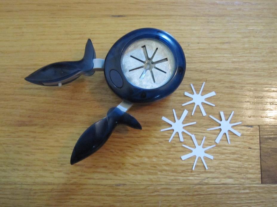 FISKARS SQUEEZE PAPER PUNCH
