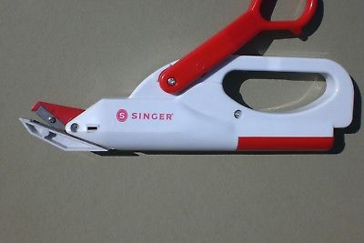 Singer Electric Scissors Cordless Battery Operated Scrapbooking Tool