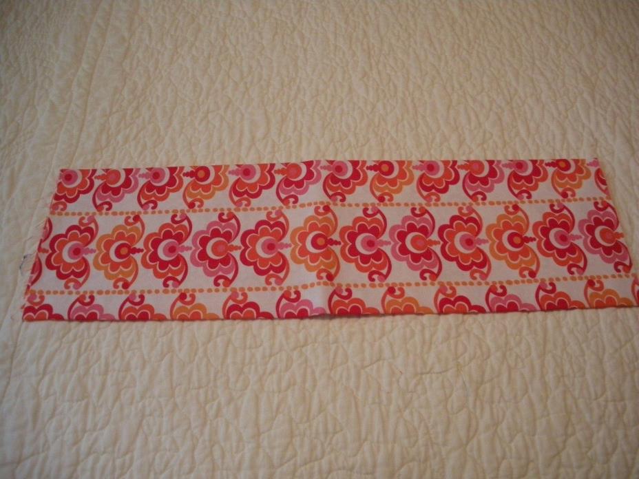 NEW 2 FAT QUARTER FABRIC BY RED ROOSTER RED/YELLOW/WHITE #25021 100% COTTON