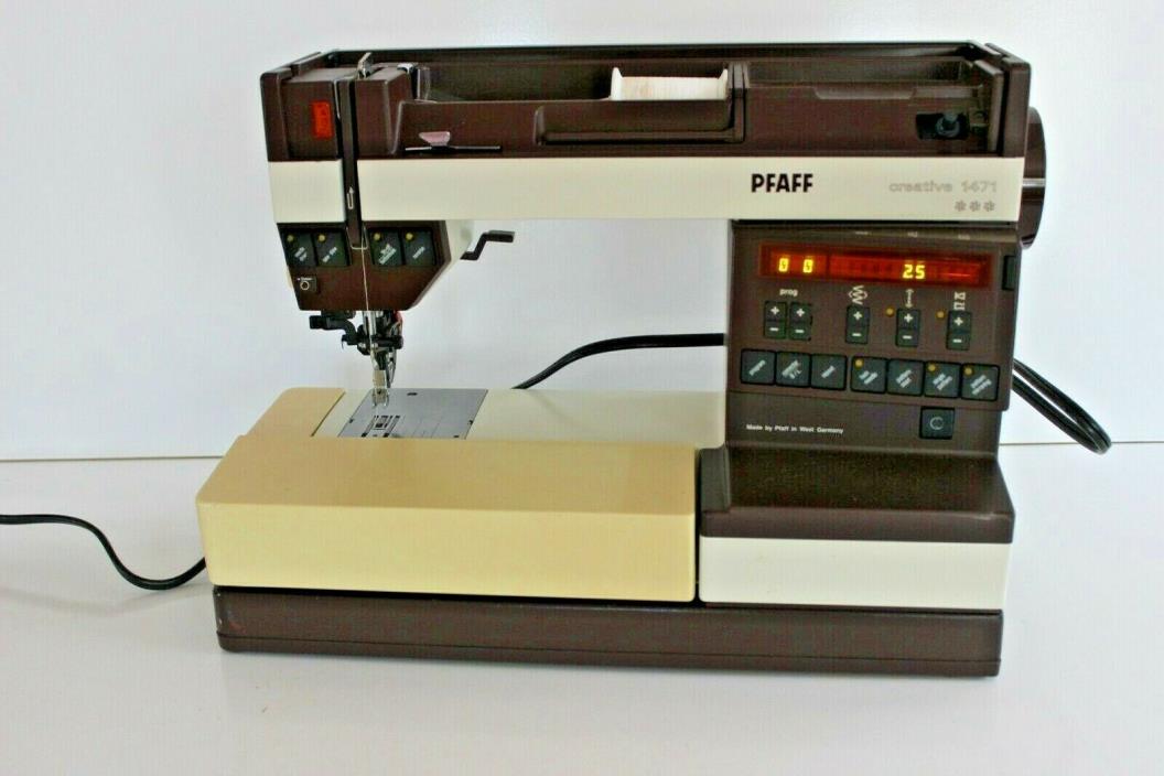 Pfaff Creative 1471 Computerized Sewing Machine Dual Feed Accessories and Case