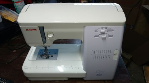 Janome 6019QC Quilter's Companion Sewing & Quilting Machine