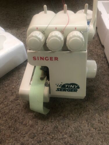 Singer Tiny Serger Overedging Mini Small Portable Sewing Machine