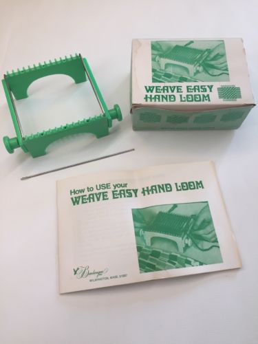 1971 Vintage Weave Easy Hand Loom, Bandwagon In Box with Instruction Needle
