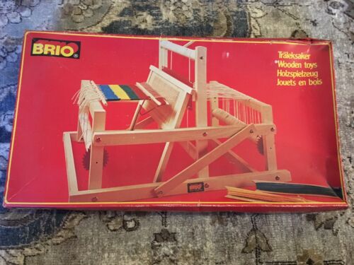 Vintage Brio Collapsible Portable Tabletop Weaving Loom Miniature Loom 31888