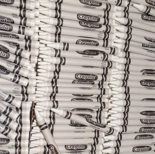 500 NEW CRAYOLA WHITE CRAYONS BULK  LOT FOR COLORING or MELTDOWN ART !!!