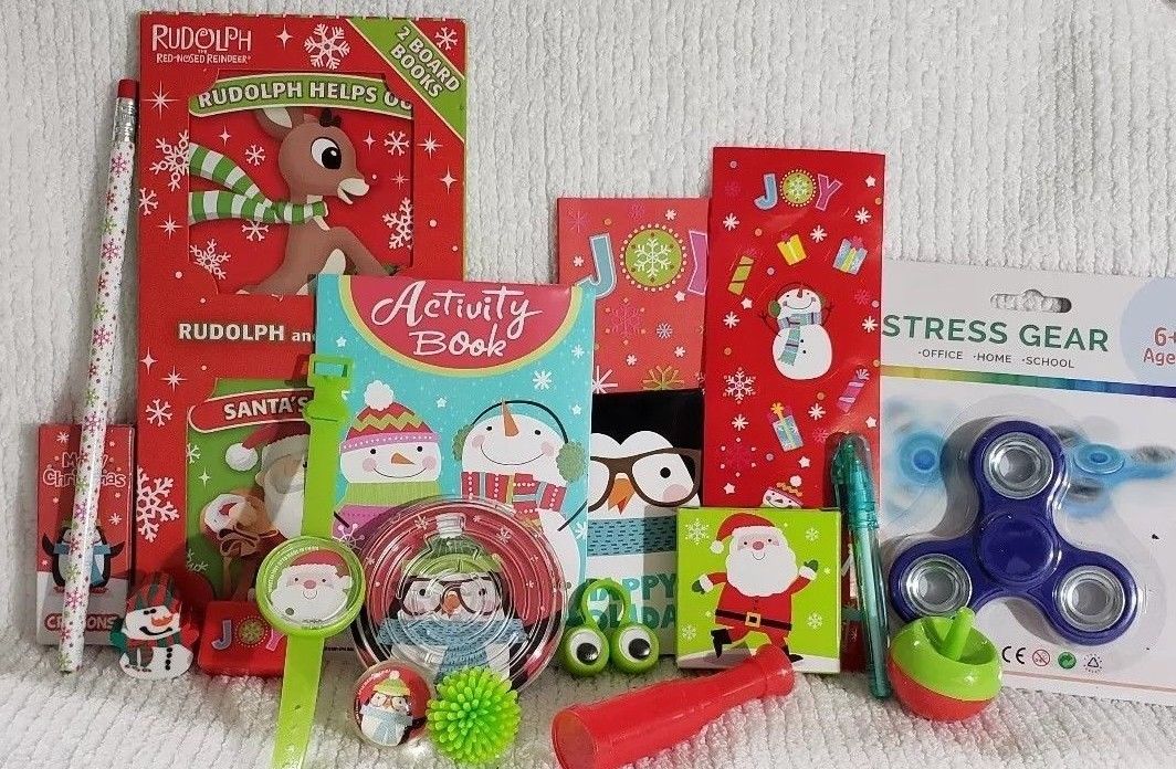 Young Kids Travel Bag/Kit OVER 15+ Items To Entertain Kids During Holiday Travel