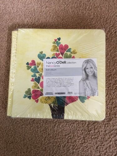 8 x 8 Nancy O'Dell Creative Memories Valentine album with pages & protectors