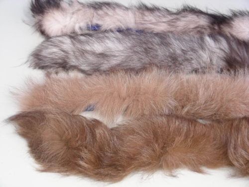 100 REAL FOX & RACCOON FUR COLLARS, SOFT Sewn on 31