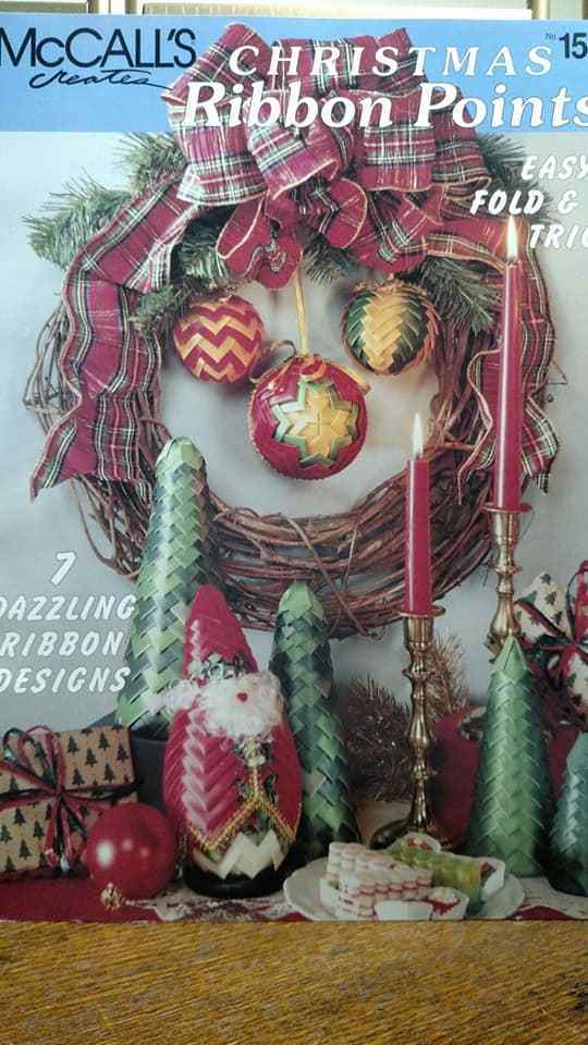 MC CALL'S CHRISTMAS RIBBON POINTS PATTERN BOOK