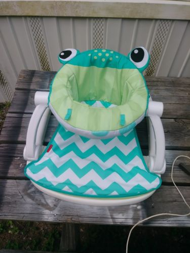 Fisher-Price Sit-Me-Up Floor Seat, Citrus Frog Frustration-Free Packaging