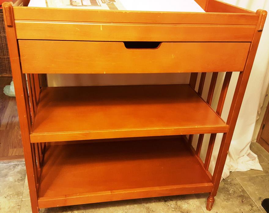 Child of Mine Made to Grow Baby Infant Changing Table - Carter's - Local PU-Nice