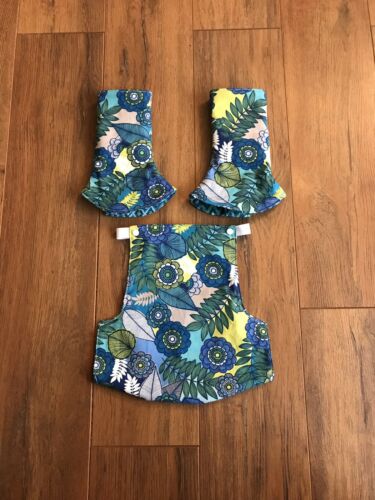 Lillebaby Bib And Suck Pad Set Blue Green Floral