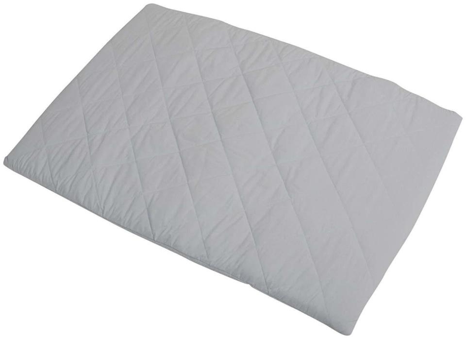 Graco Pack 'n Play Quilted Playard Sheet, Stone Gray