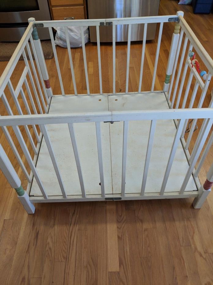 Playpen antique vintage retro wooden crib baby infant from 30's 40's