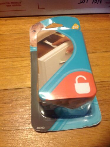 SAFETY 1st 14 pack cabinet and drawer latches. & 3 Pack NIP - Lot 2 Packs