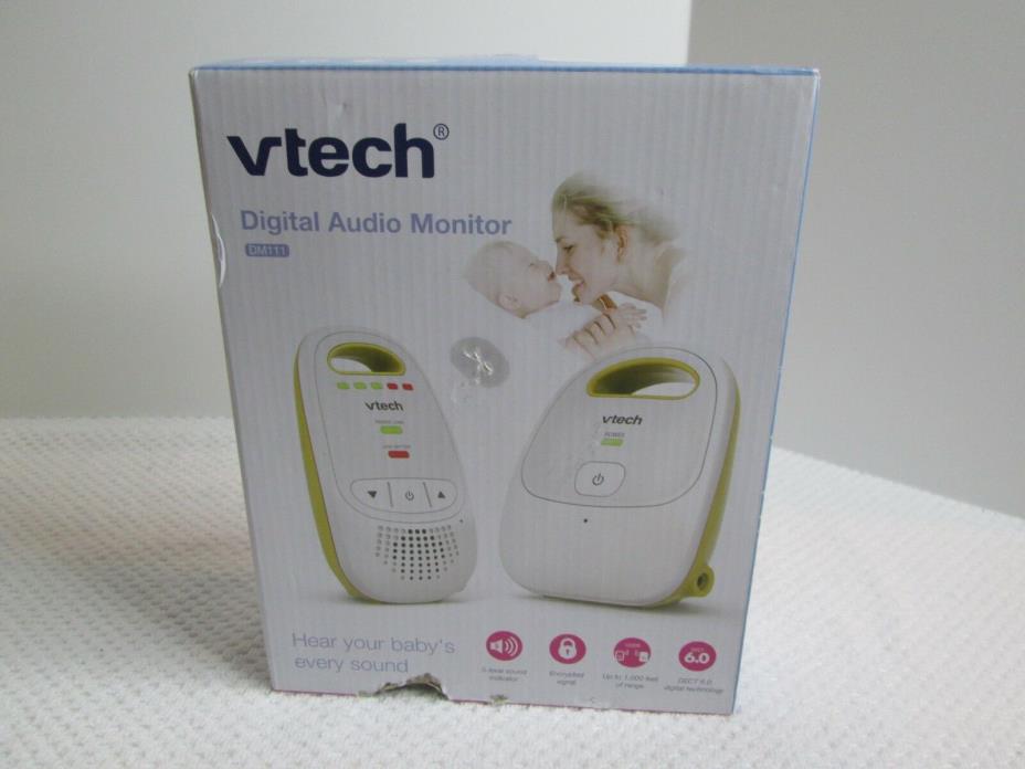 Vtech Safe & Sound Digital Audio Baby Monitor with One Parent Unit DM111 White