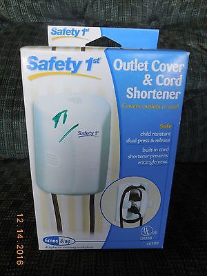 2 Safety 1st Outlet Covers with Cord Shortener